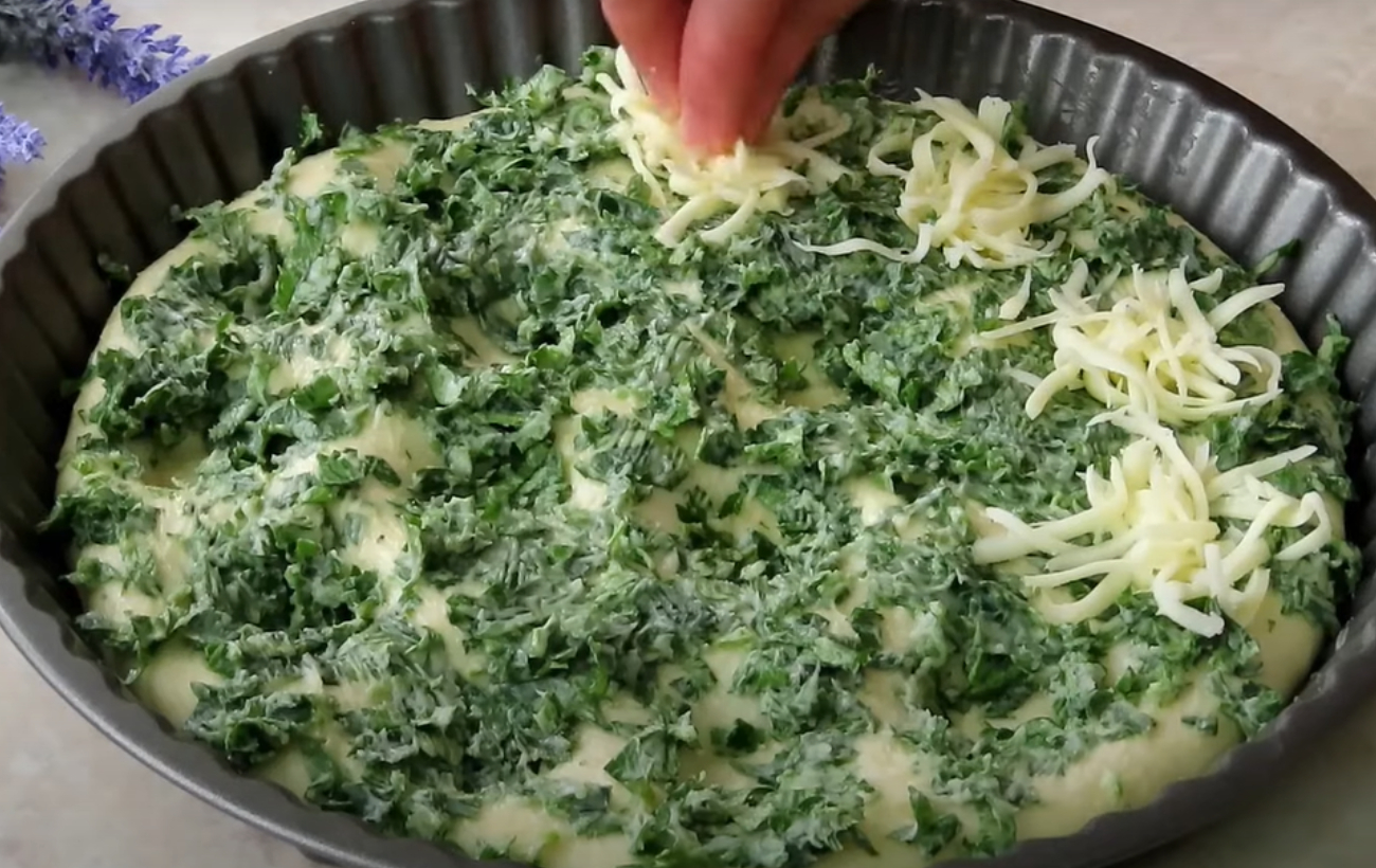 Пирог с сыром и зеленью: простой рецепт несладкой закуски